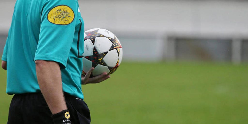 Foot – Ligue 2 (5e journée): les arbitres des matches du week-end
