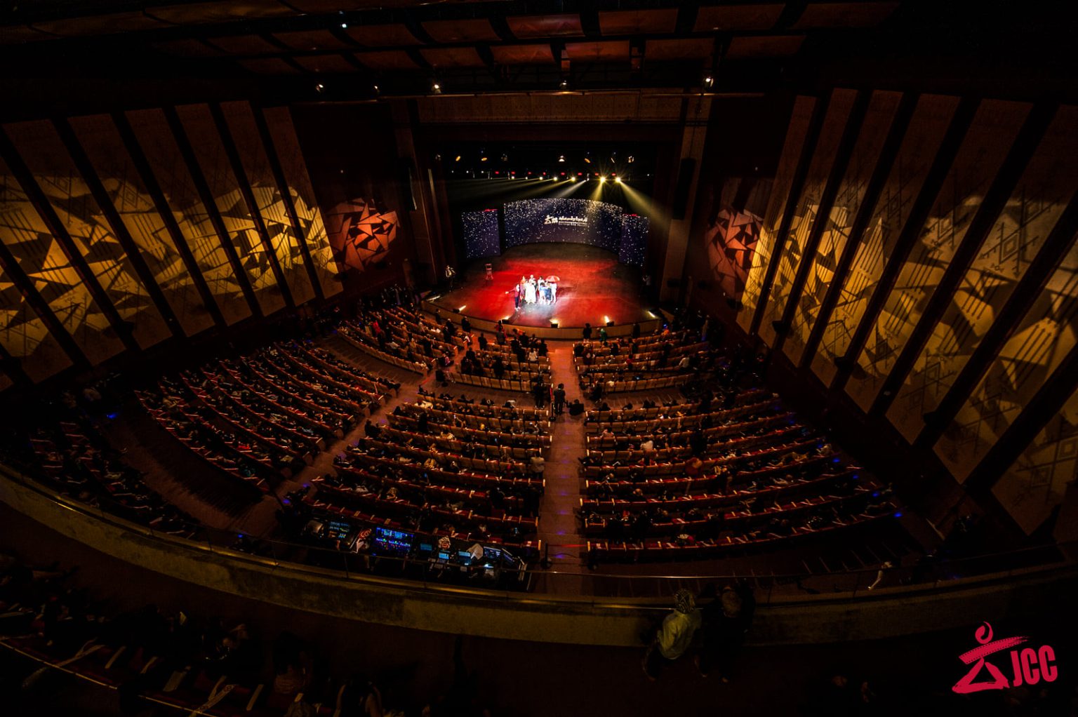 Cérémonie d’ouverture des JCC 2021 : les instagrameuses crèvent l’écran !