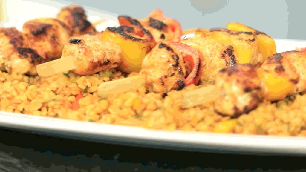 Recette du jour : borghol aux légumes et brochettes de poulet