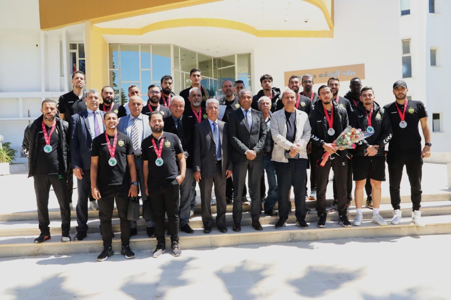 La valeureuse MS Bousalem sur un piédestal