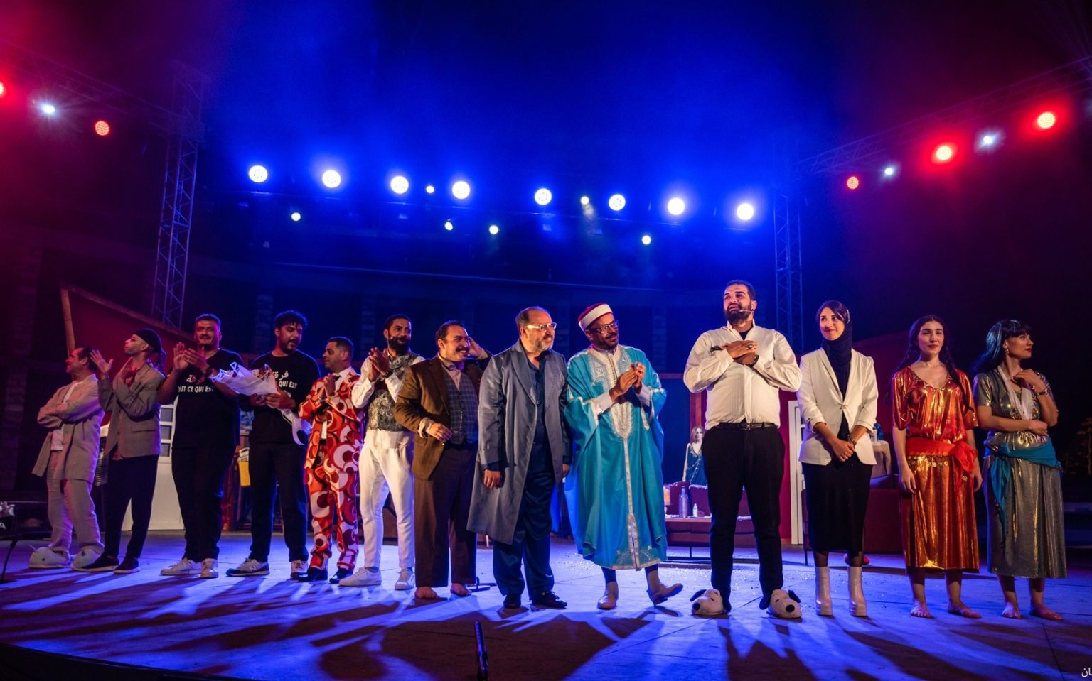 « Binomi S+1 » d’Aziz Jebali : humour scénique au festival de Hammamet