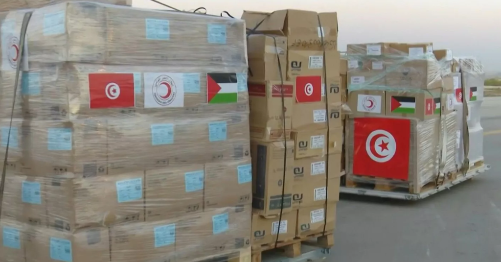 La Tunisie envoie 1609 tonnes d’aides humanitaires à Gaza