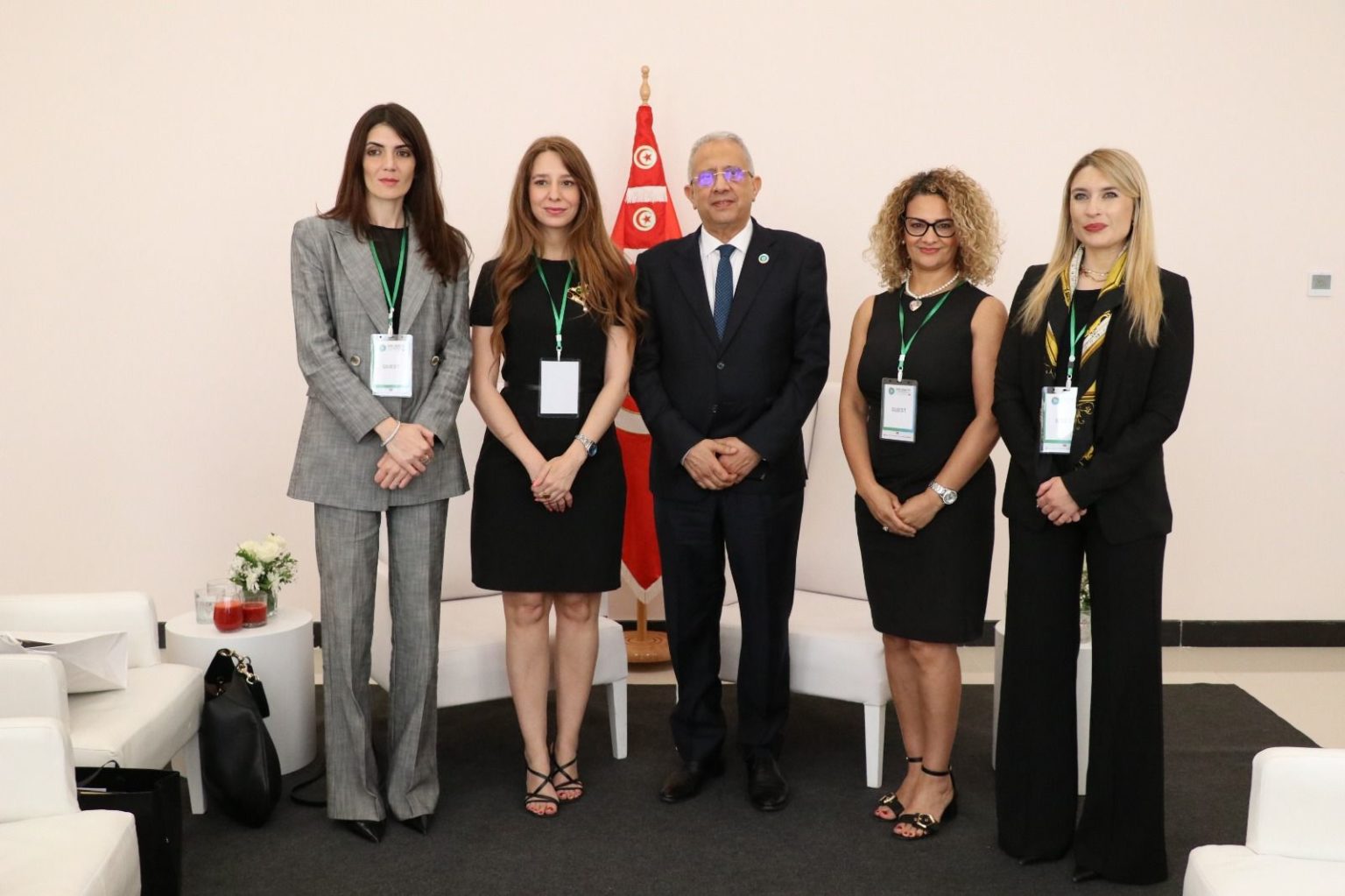 Rencontre entre le ministre de la santé et une délégation du groupe « San Donato » italien pour renforcer la coopération en santé infantile