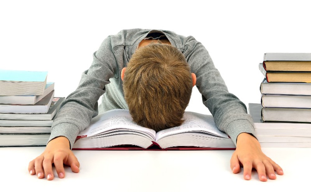 Pourquoi nos enfants n’aiment pas la lecture ? La famille, l’école et Internet pointés du doigt