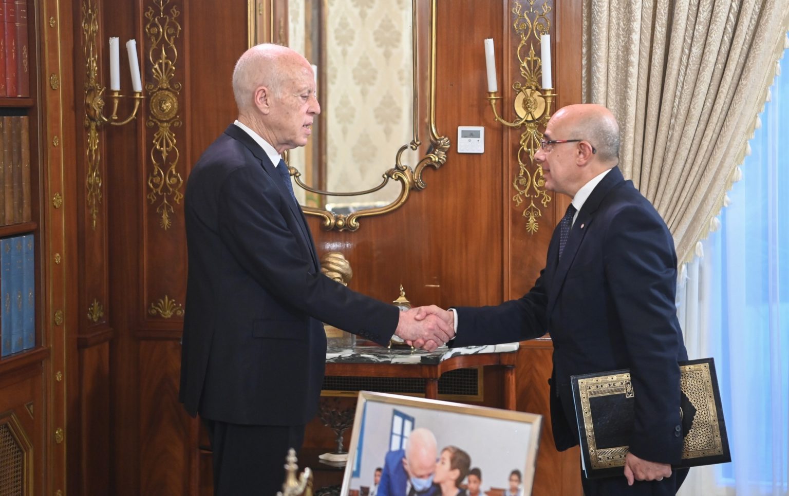 Visite du ministre de la Défense au Koweït : Saïed prend connaissance du bilan