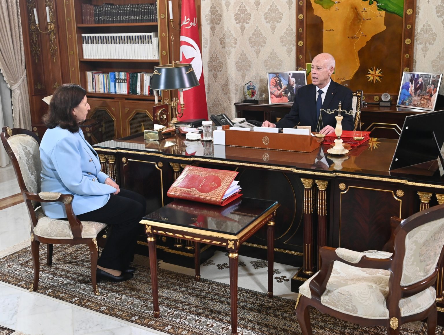 Kaïs Saïed reçoit Sarra Zaâfrani Zenzri : focus sur la rentrée et la lutte contre la corruption