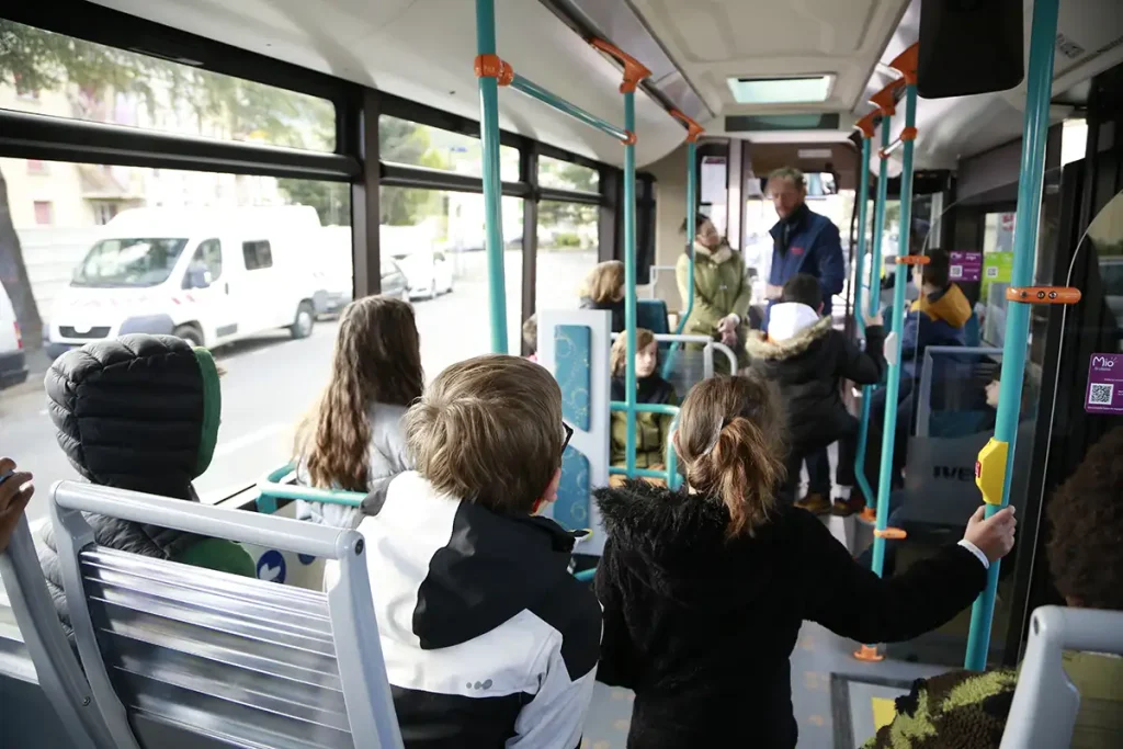 Rentrée scolaire et universitaire 2025/2026 : Pour que le transport cesse d’être un casse-tête…