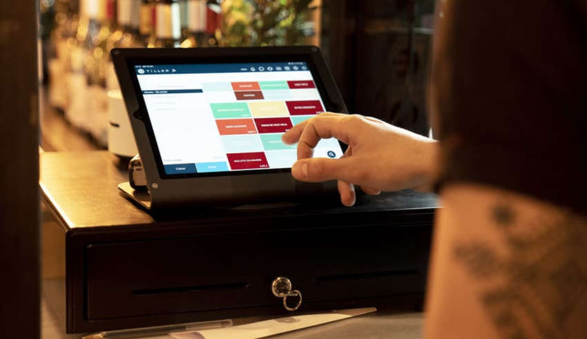 Caisses enregistreuses obligatoires dès le 1er novembre pour cafés, salons de thé et restaurants touristiques