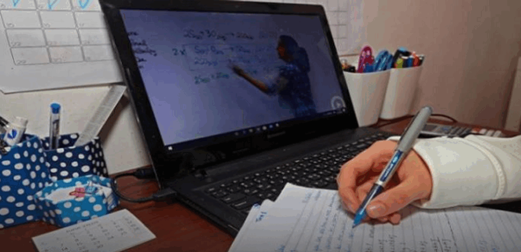 Cap sur le contrôle continu : les cours particuliers à l’ère de la numérisation