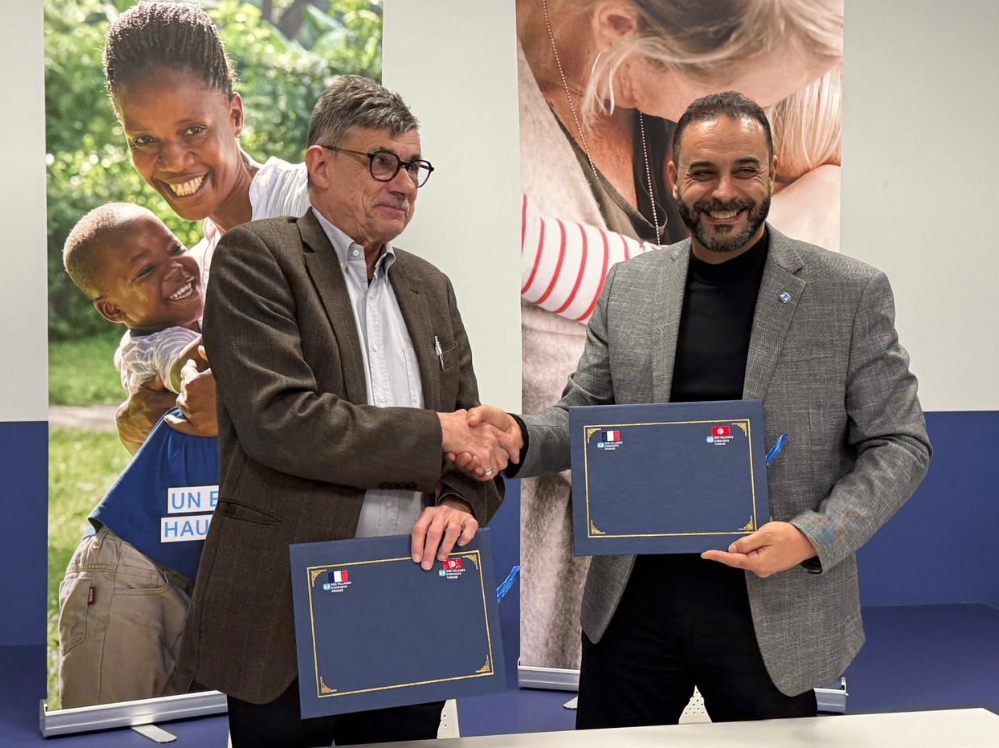 Signature d’un accord de coopération entre l’association tunisienne des villages SOS et son homologue française
