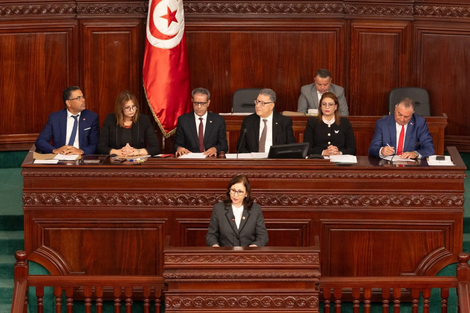 La cheffe du gouvernement met en avant la réalisation des engagements extérieurs et la stabilité économique du pays