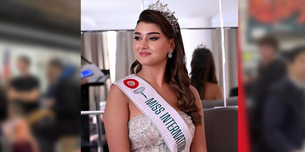 Oumaima Moussa s’envole à Tokyo pour représenter la Tunisie au concours Miss international 2025