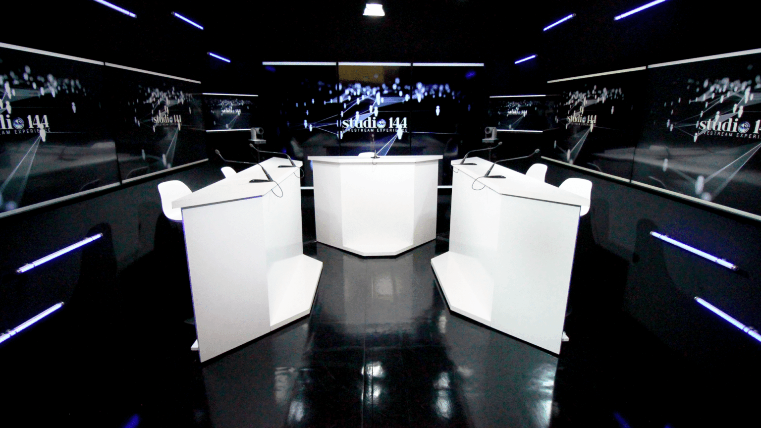 Triomphalisme, fiel et catastrophisme