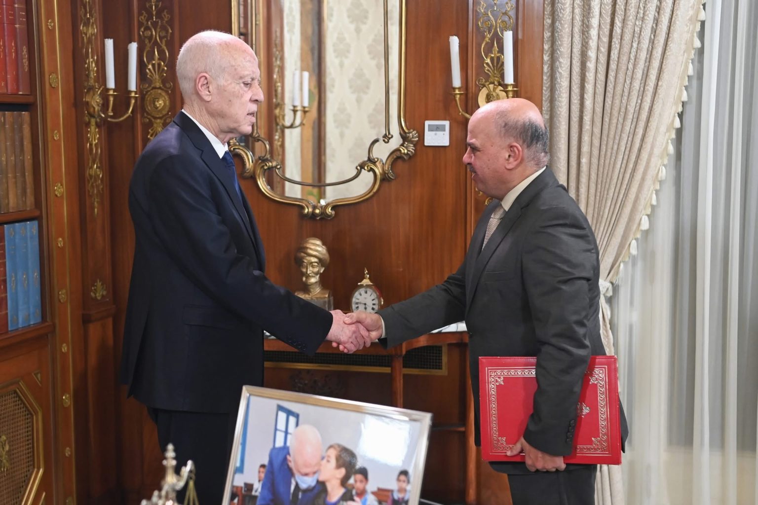 Kaïs Saïed appelle à une réforme rapide du secteur des transports