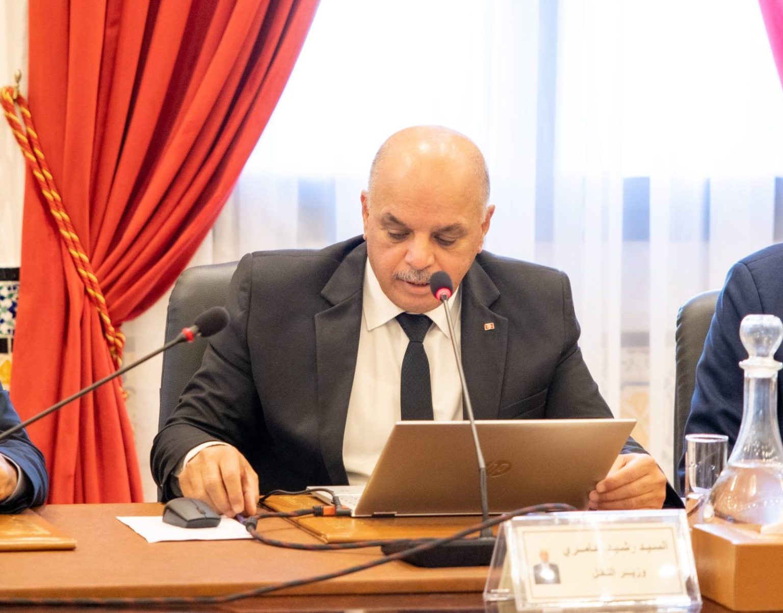 Ministre des Transports : investir dans des ports modernes pour contrer la concurrence régionale et technologique.