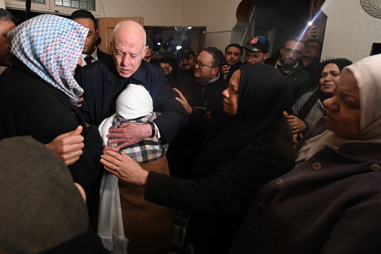 Gouverner à l’épreuve du réel : le terrain, la responsabilité et la refondation de la légitimité étatique face aux risques climatiques Kaïs Saïed