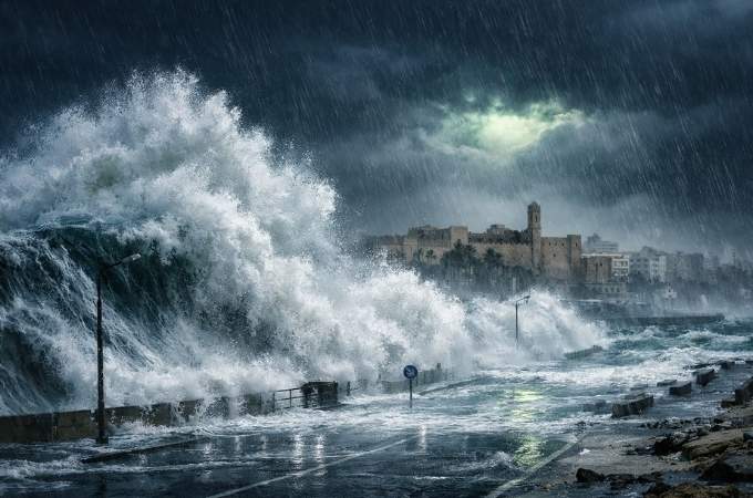 Tempête sur les côtes tunisiennes : quand la nature reprend ses droits sur le béton Tempete-Harry-Meteo