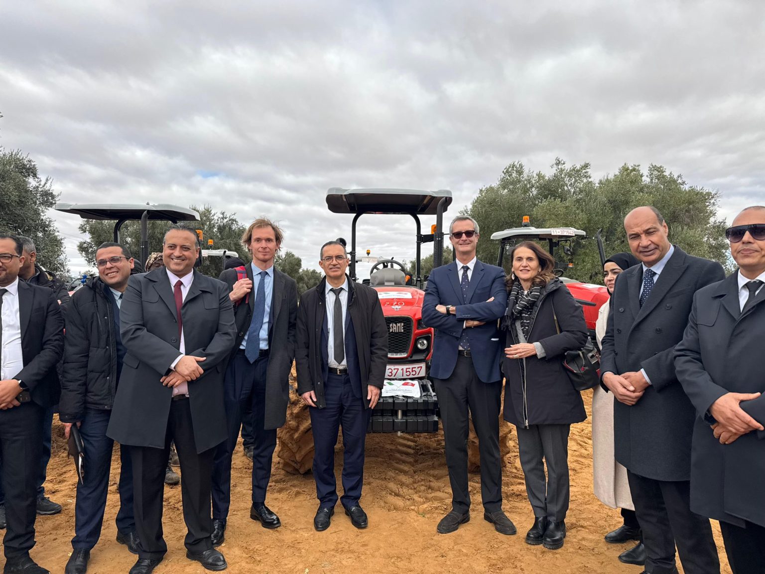 Renforcement du partenariat tuniso-italien : remise de 88 tracteurs à Sfax