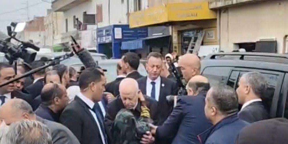 Le Président de la République se rend sur le terrain pour évaluer les dégâts des inondations à Bhar Lazreg et Sidi Bou Saïd