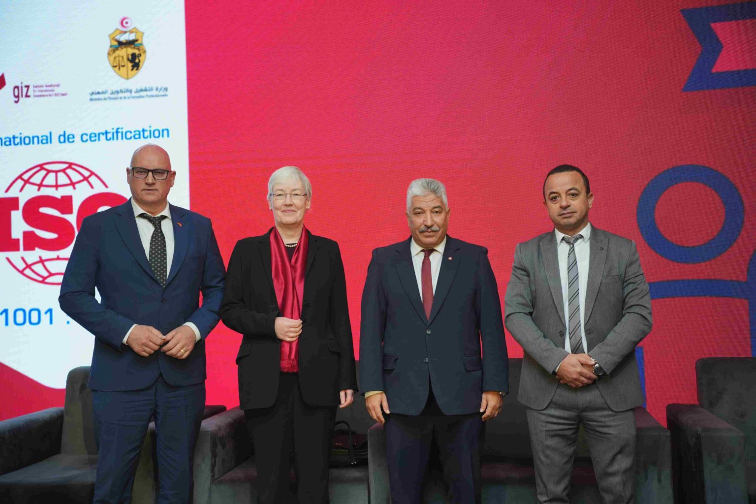 ministre de l'emploi à la journée ISO