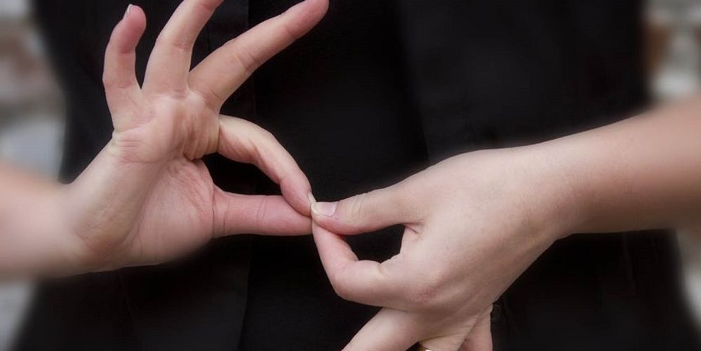 Proposition de loi sur la langue des signes : vers une reconnaissance légale au nom de l’équité sociale