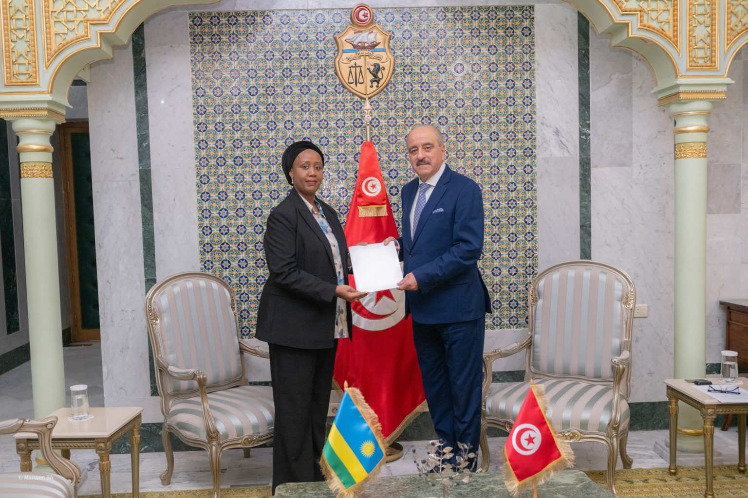 Le ministre des Affaires étrangères reçoit la copie figurée des lettres de créance de la nouvelle ambassadrice du Rwanda à Tunis
