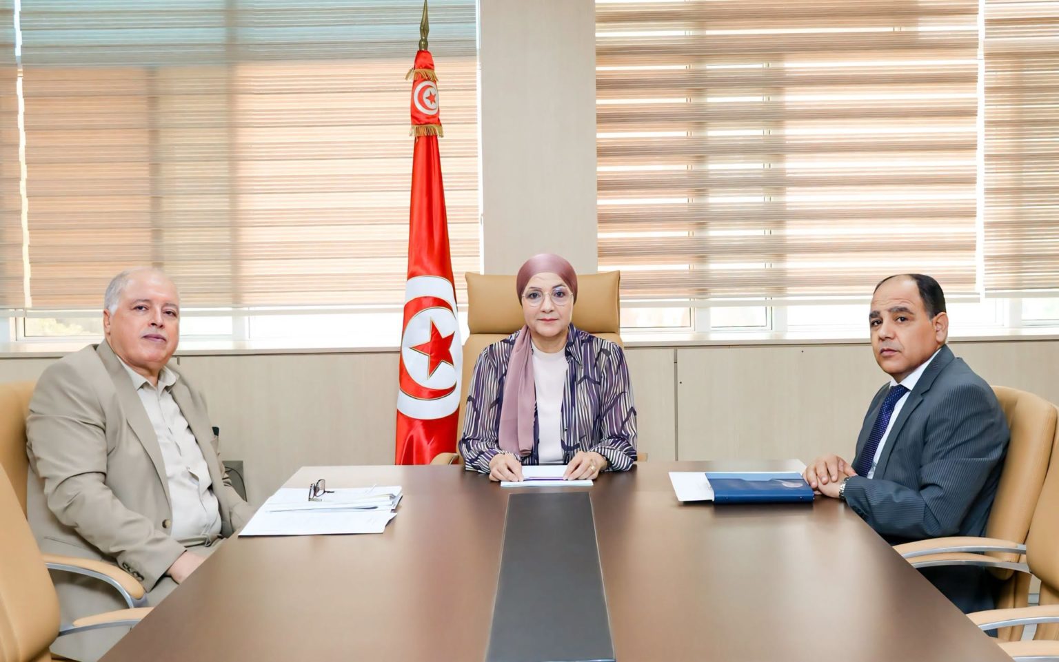 La ministre s’entretient avec le directeur de l’Institut Supérieur de la Profession d’Avocat