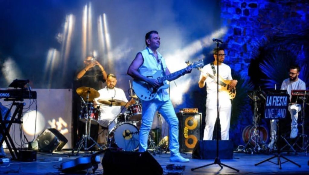 Une soirée de rythme et d’émotion avec Sofiene Safta et sa fille Sandra à l’Amphithéâtre d’El Jem