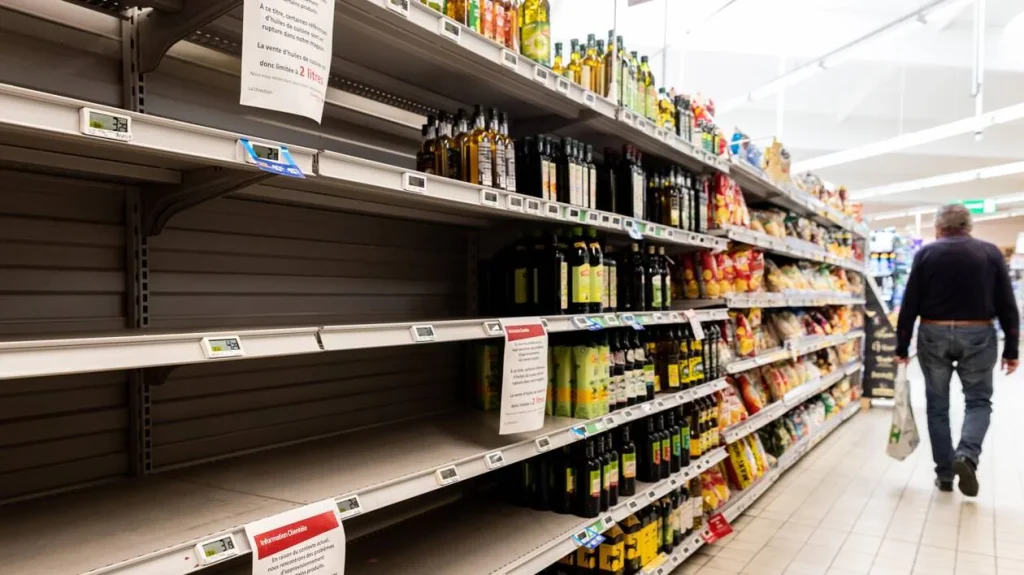 Marché parallèle, spéculation et pénuries : la bataille de l’État pour reprendre le contrôle de l’économie